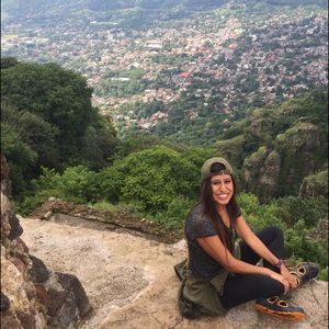 Meet your Posher, Berenice